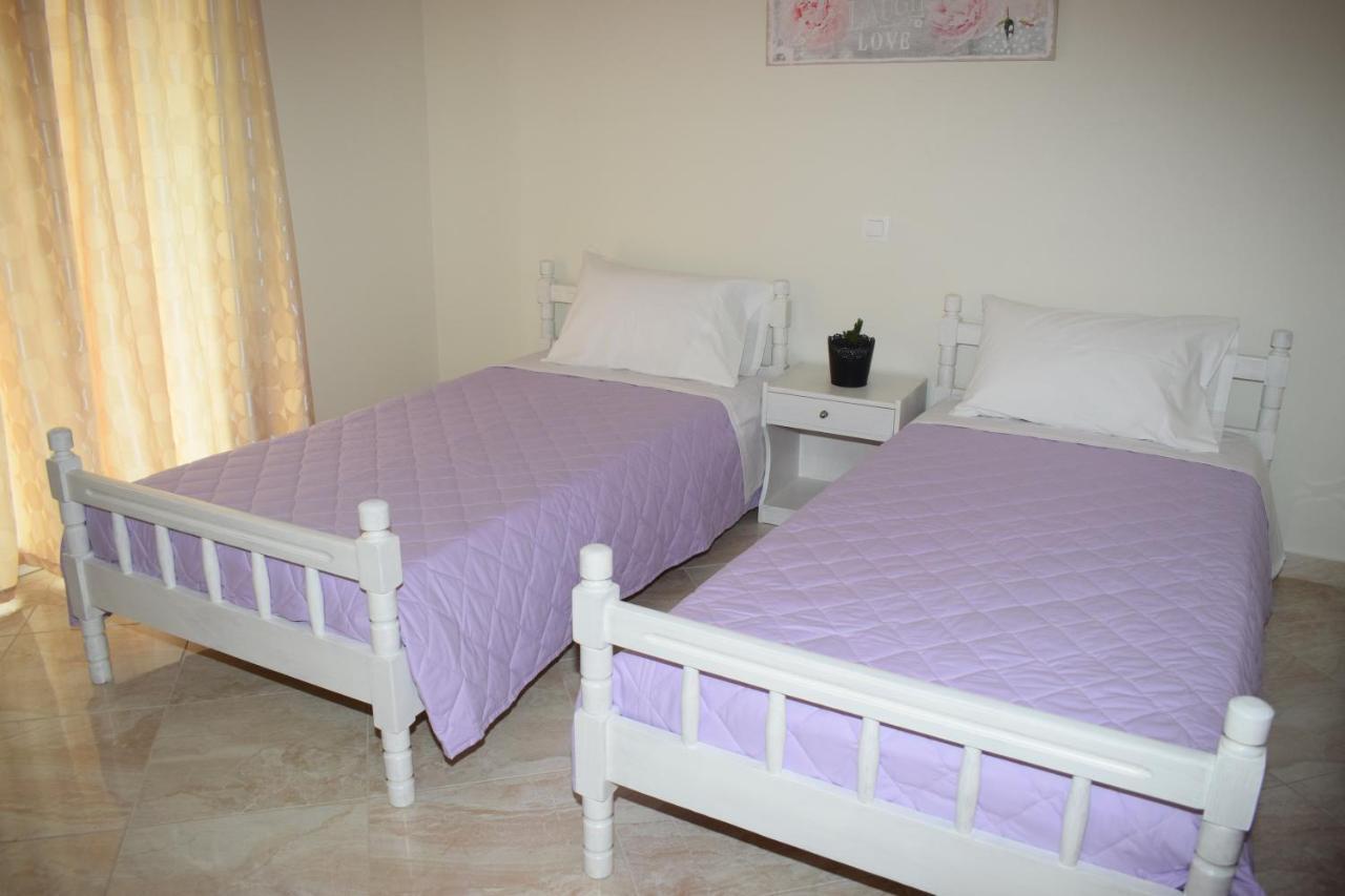 Mary'S Apartments Close To The Sea Agios Georgios  Exterior photo